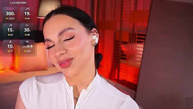 LunaNight online show from March 2026 08:22:02 PM