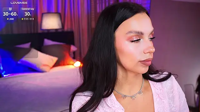 LunaNight online show from April 2026 08:42:02 PM