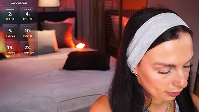 LunaNight online show from April 2026 08:44:01 PM