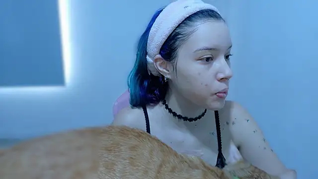 WandaDoll online show from April 2026 12:08:02 PM