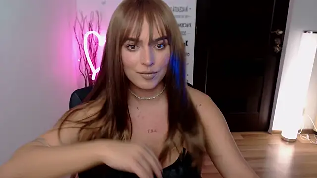 ChloeJewel1 online show from November 2025 12:41:02 PM