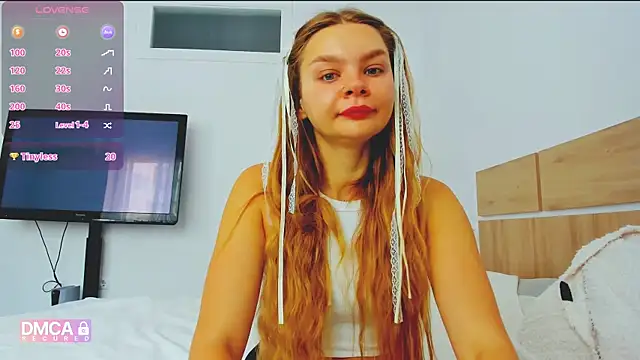 Molly sweetie online show from June 2026 06:28:01 AM