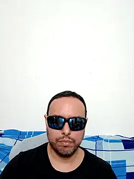 ElSunEagle online show from April 2026 02:26:02 AM