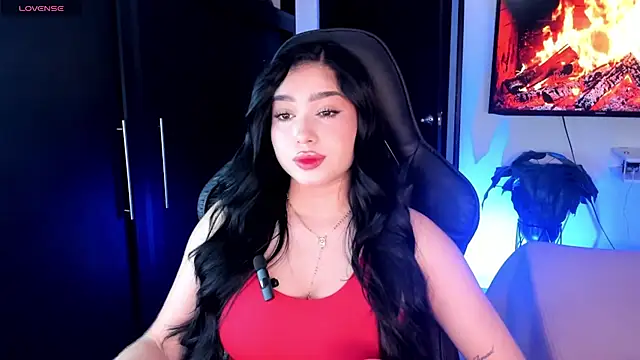 Snapshot of Abbye_blue01 chatting on May 2026 11:24:01 PM Abbye blue01 online show from May 2026 11:24:01 PM