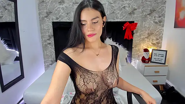 Snapshot of Maylin_Garcia chatting on December 2024 07:56:02 PM Maylin Garcia online show from December 2024 07:56:02 PM