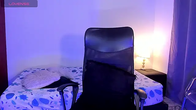 BlakmillerrGilson online show from July 2026 07:34:02 PM
