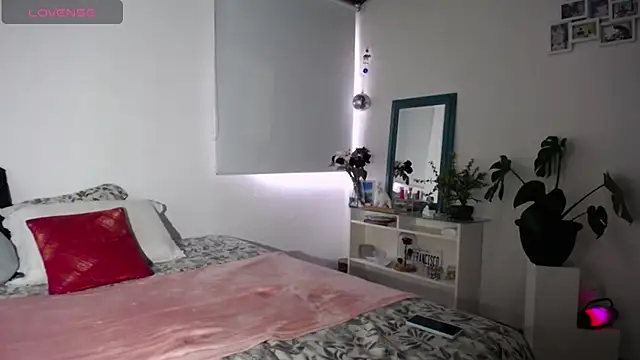 Snapshot of _Lalaa chatting on October 2025 09:50:01 PM  Lalaa online show from October 2025 09:50:01 PM