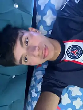 Leonarrrd 01 online show from March 2025 01:42:02 AM