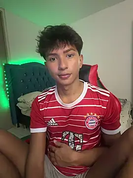 Leonarrrd 01 online show from March 2026 11:42:02 PM