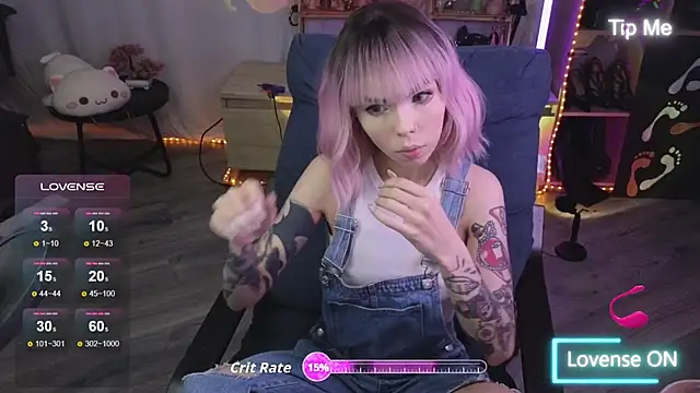 Kerry Kirk online show from November 2025 09:47:01 PM