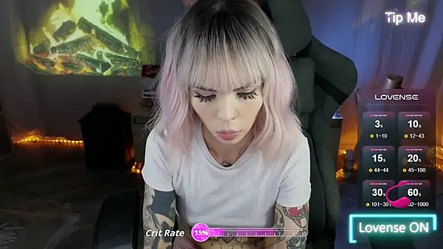 Kerry Kirk online show from December 2025 09:55:01 PM