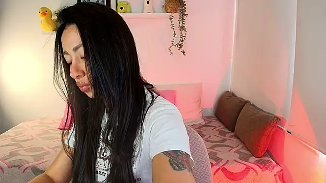 lilyy evanss online show from January 2026 08:12:01 PM