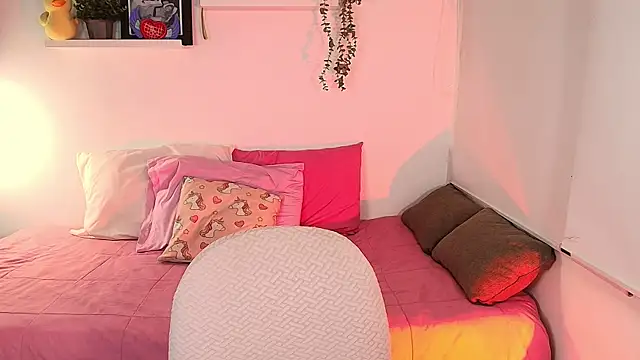 lilyy evanss online show from February 2026 11:30:02 PM