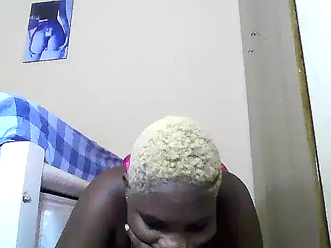 Snapshot of SexyKimberly23 chatting on June 2026 04:42:02 AM SexyKimberly23 online show from June 2026 04:42:02 AM