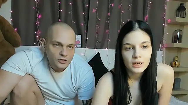 xDeepInLovexx online show from January 2025 04:37:02 PM