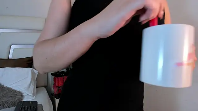 CamilaSofiia online show from March 2025 10:42:01 PM