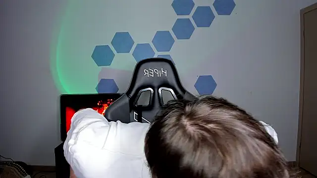 Chris Tyson online show from November 2025 07:35:02 PM