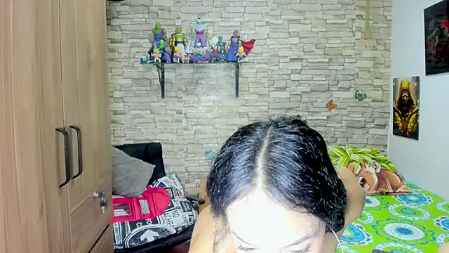 kaiagerbes3 online show from February 2026 06:48:01 PM