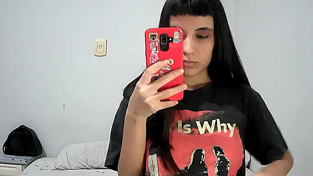 Snapshot of melodybar27 chatting on March 2025 04:08:02 AM melodybar27 online show from March 2025 04:08:02 AM