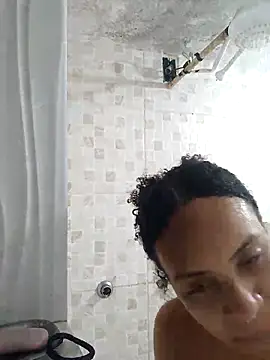 Snapshot of Julia_Pretinha chatting on September 2025 01:38:01 AM Julia Pretinha online show from September 2025 01:38:01 AM