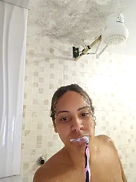 Snapshot of Julia_Pretinha chatting on October 2025 01:42:02 PM Julia Pretinha online show from October 2025 01:42:02 PM