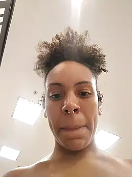 Snapshot of Julia_Pretinha chatting on October 2025 02:27:01 PM Julia Pretinha online show from October 2025 02:27:01 PM