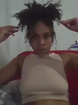 Snapshot of Julia_Pretinha chatting on October 2025 01:04:02 PM Julia Pretinha online show from October 2025 01:04:02 PM