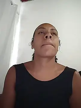 Julia Pretinha online show from January 2026 01:35:02 PM