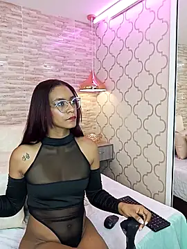 ZoeSmitth online show from October 2025 12:22:02 PM