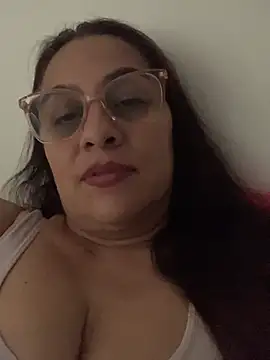 Snapshot of brendasexywet chatting on September 2025 06:30:01 PM brendasexywet online show from September 2025 06:30:01 PM