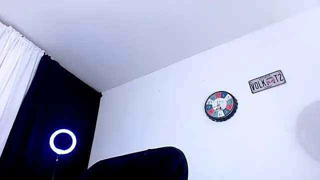 Antonywebb94 online show from April 2026 02:50:02 AM