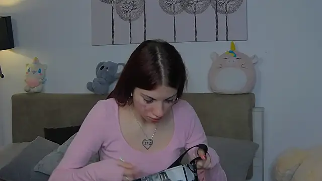 CassKiera online show from October 2025 04:57:02 AM