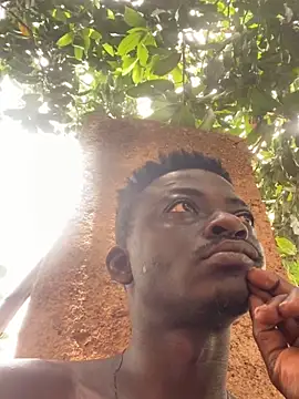 Snapshot of BigBrotherFreak chatting on March 2025 12:35:02 PM BigBrotherFreak online show from March 2025 12:35:02 PM