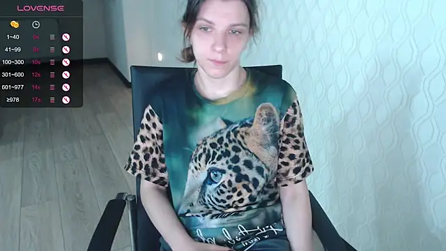 LisaHeart online show from October 2025 05:13:01 PM