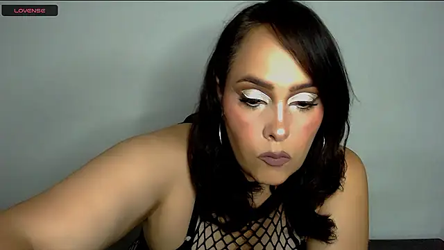 Snapshot of Miss_Agatha chatting on December 2024 02:31:02 AM Miss Agatha online show from December 2024 02:31:02 AM