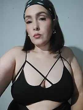 Miss Agatha online show from March 2026 01:39:01 PM