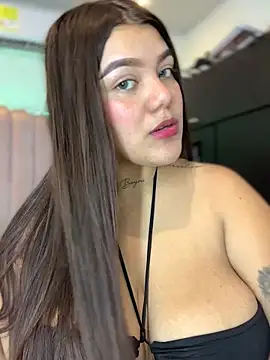 Michellesexxy online show from November 2025 06:18:02 PM