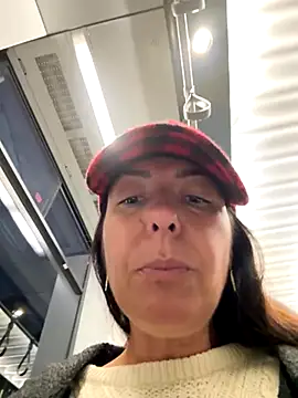 eveangelll online show from October 2025 04:01:02 AM