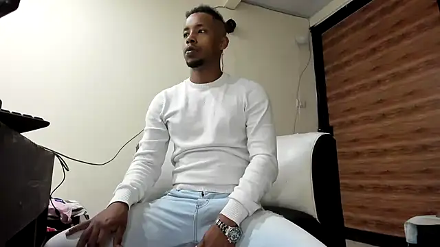 AlejoKhalifa  online show from March 2025 09:51:01 AM