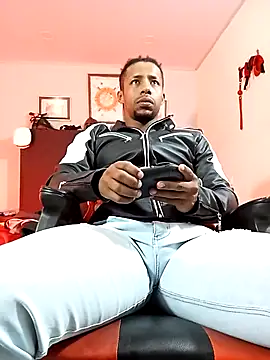 AlejoKhalifa  online show from March 2026 09:28:02 AM