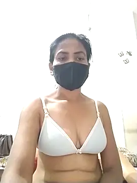 Snapshot of sunita6009 chatting on May 2026 06:58:01 PM sunita6009 online show from May 2026 06:58:01 PM