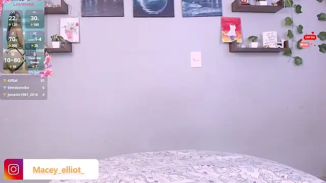 macey elliot  online show from January 2025 08:11:01 PM