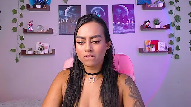 macey elliot  online show from February 2025 11:58:02 PM