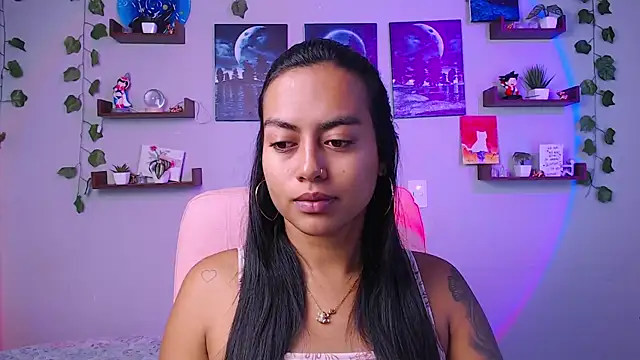 macey elliot  online show from February 2025 02:05:01 PM