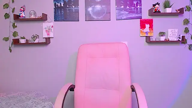 macey elliot  online show from February 2025 11:43:02 AM