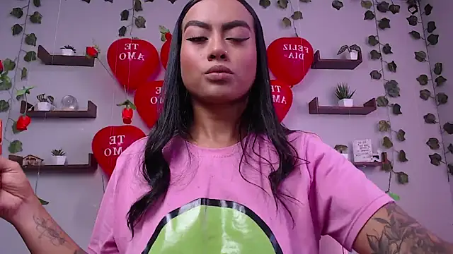 macey elliot  online show from February 2025 03:38:01 PM