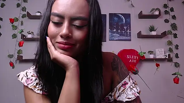 macey elliot  online show from February 2025 05:53:01 PM