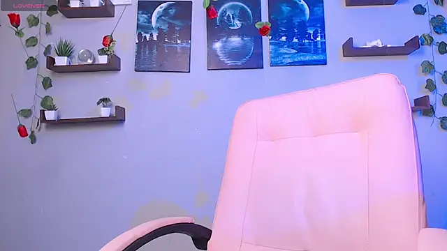 macey elliot  online show from March 2025 06:05:02 PM