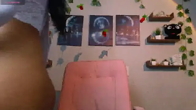 macey elliot  online show from March 2025 01:02:01 PM