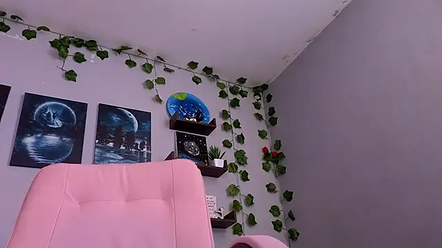 macey elliot  online show from September 2025 05:01:02 PM